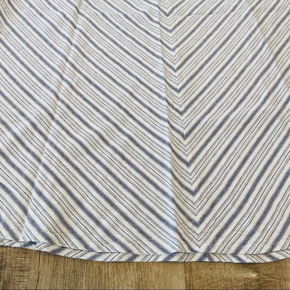 FOR CYNTHIA sz L linen vicose blend nautical blue and cream chevron stripes - Picture 6 of 8